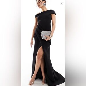 Off The Shoulder Maxi Dress